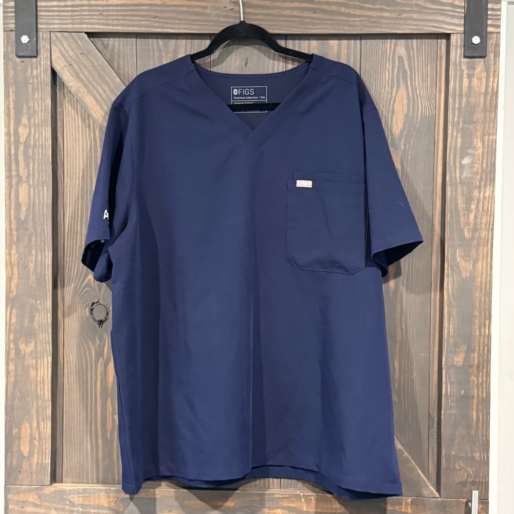 Figs Technical Collection Blue V-NeckPocket Scrub Top‎ Size 3X with Embroidery